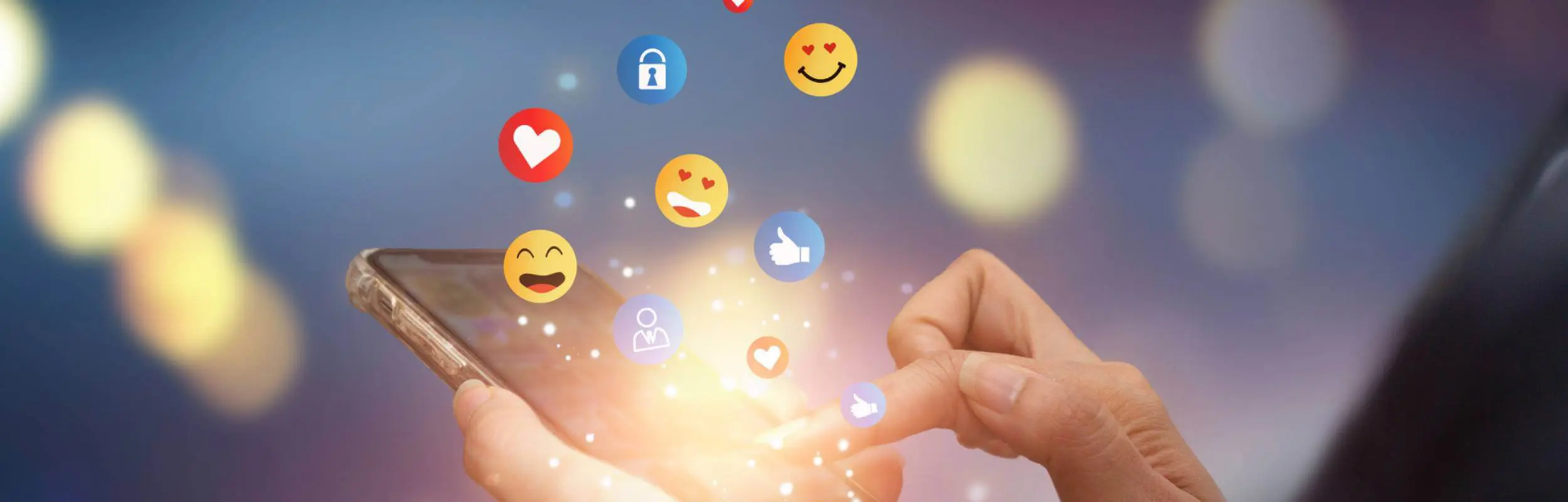 4 Simple ways to promote your blog on social media.